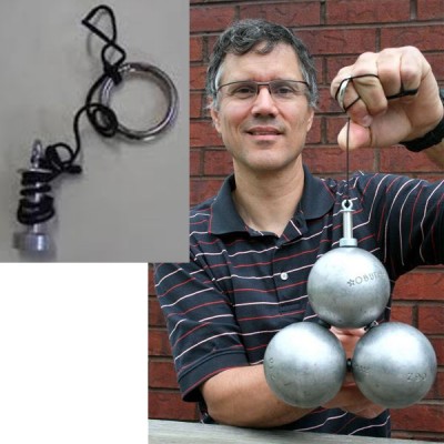 Petanque magnetic ball lifter
